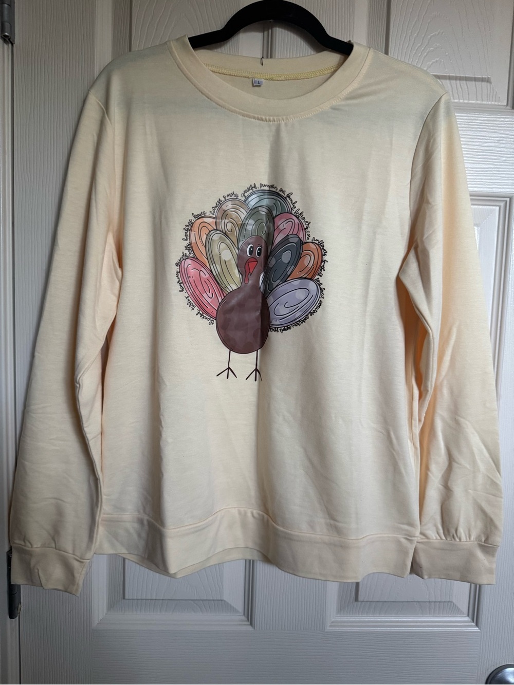 NWT Cream Turkey Graphic Thanksgiving Sweatshirt, Fall, Size Large